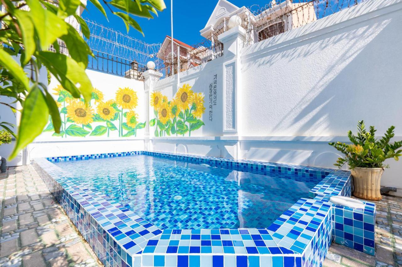 Palm Villa 3 - 5Bedrooms In Center Vungtau Vung Tau Luaran gambar